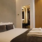 Medina Homes Puente Apartahotel