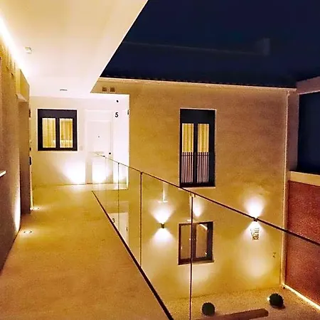 Medina Homes Puente Apartahotel
