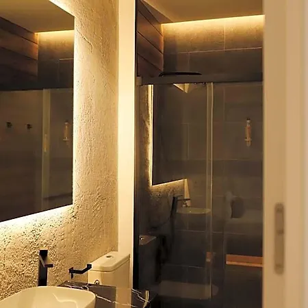 Medina Homes Puente 4*