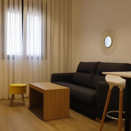 Medina Homes Puente 4*