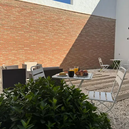 アパートホテル Medina Homes Puente